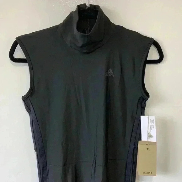 ⭐️Host Pick⭐️BNWT Adidas*Yeezy Season 3 Women’s athletic jumpsuit in black M - Picture 4 of 6